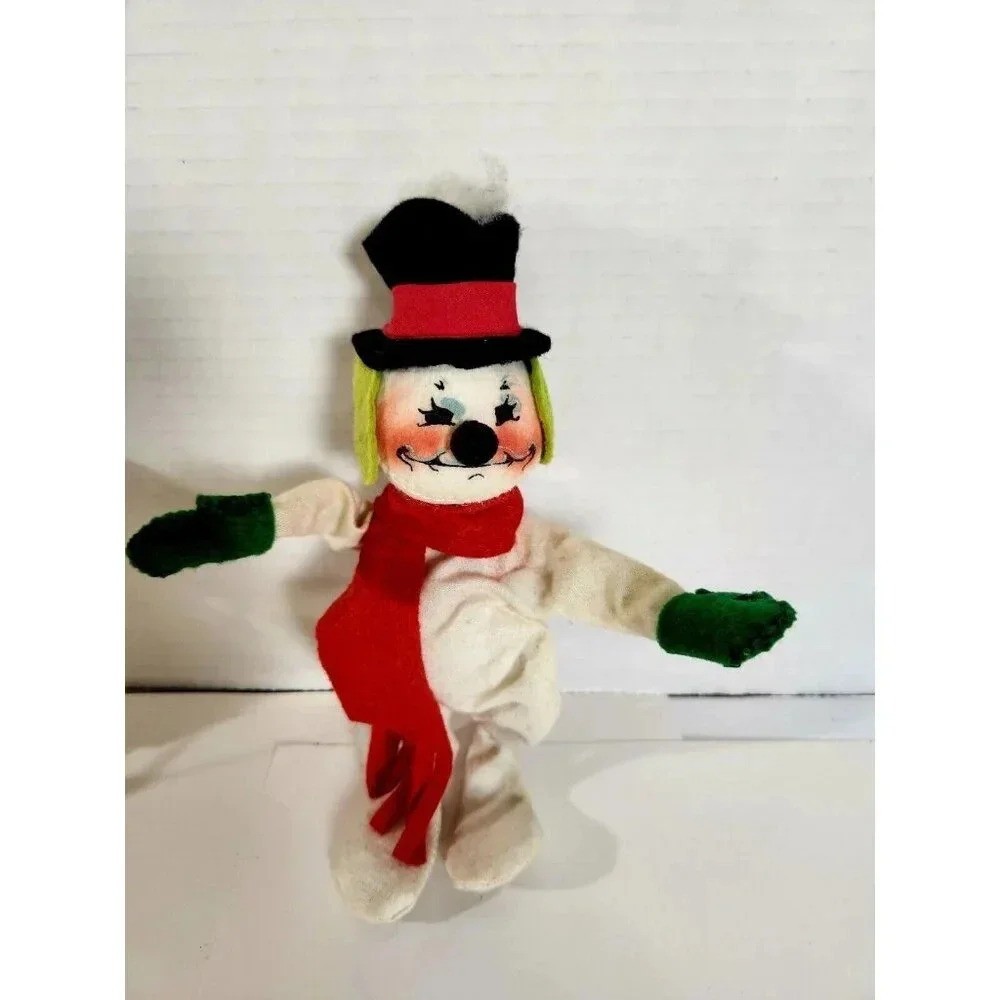 Vintage Annalee Sitting Snowman Figure Mittens Scarf Cute Vintage 1970s - Picture 2 of 7